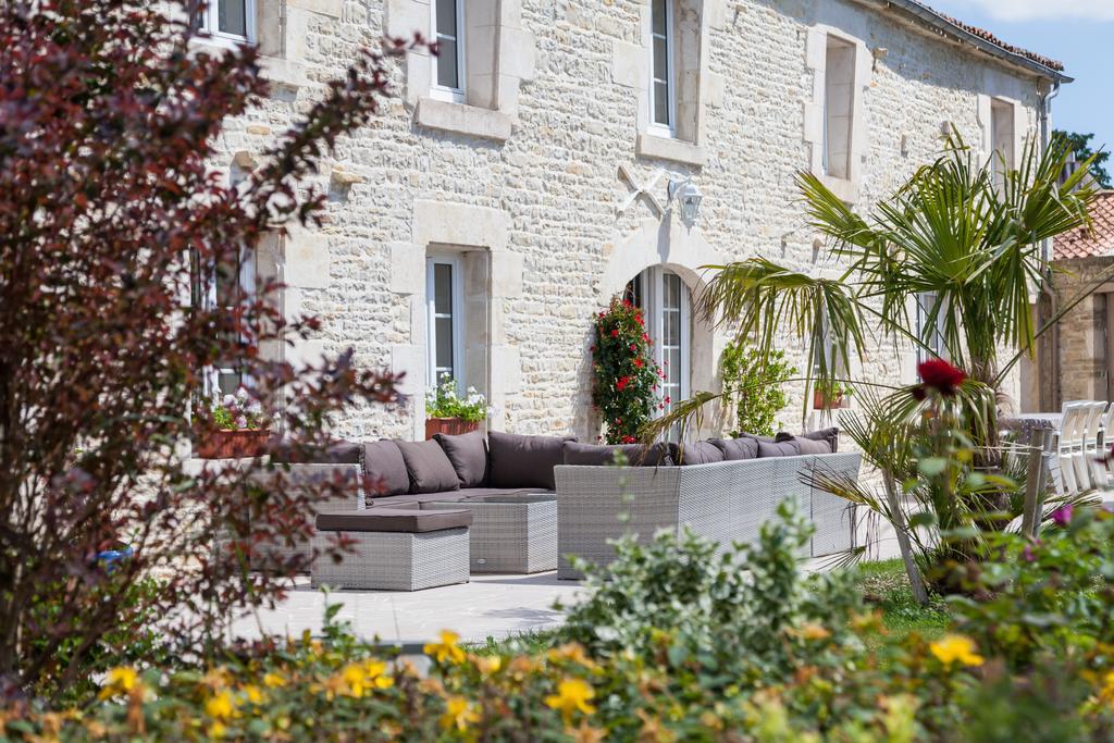 Le Soleil et les étoiles Bed and Breakfast Saint-Sauveur-d'Aunis Exterior foto